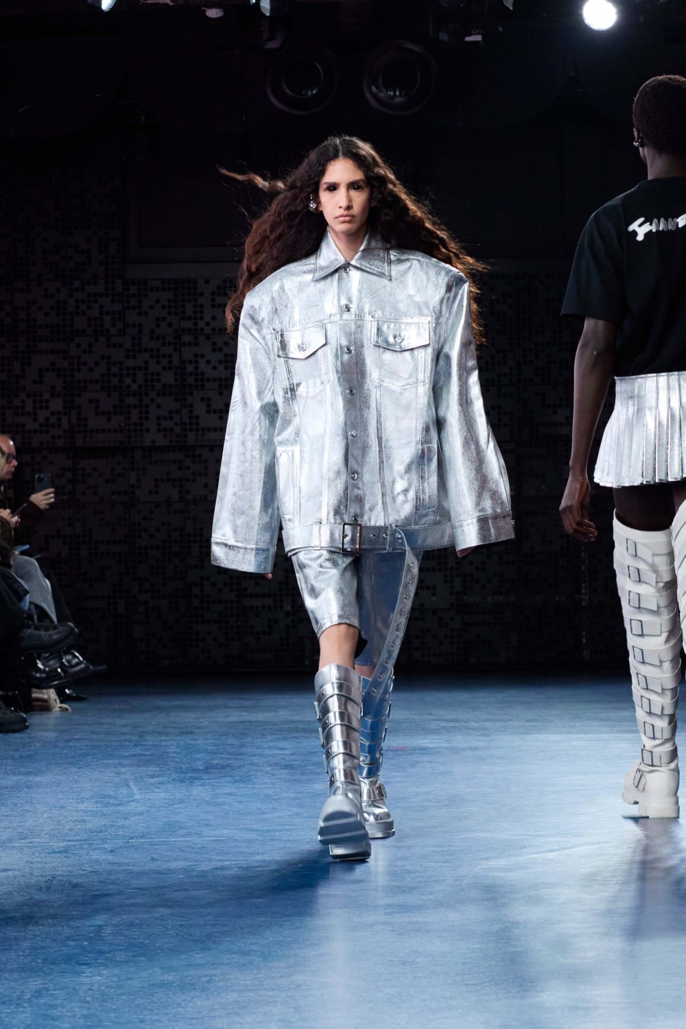 Fashion Show AW25-24