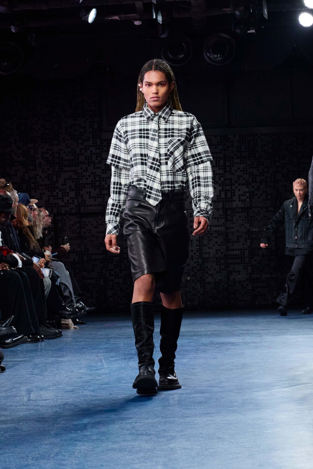 Fashion Show AW25-4