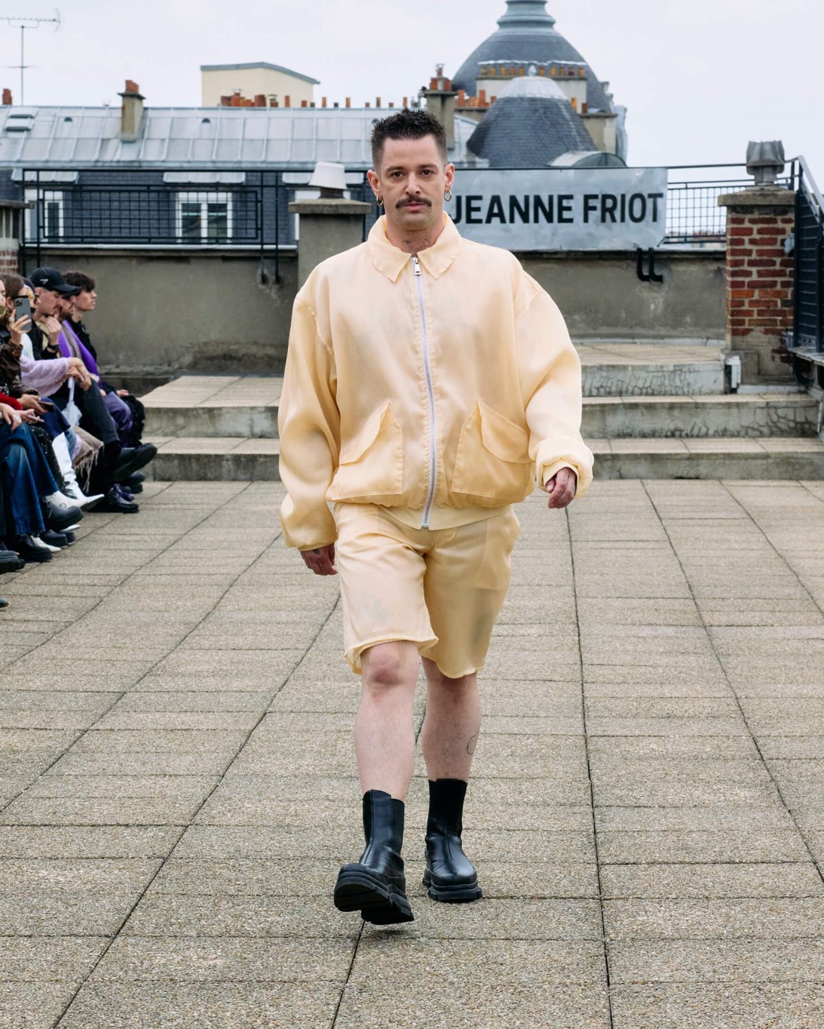 Fashion Show SS25-18