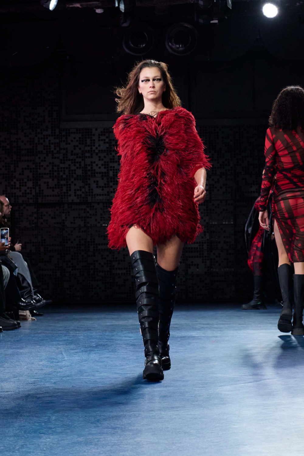 Fashion Show AW25-18